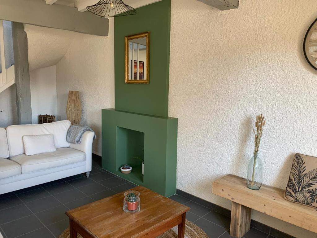 Maison De Campagne Chez Tatiana Adé Eksteriør billede